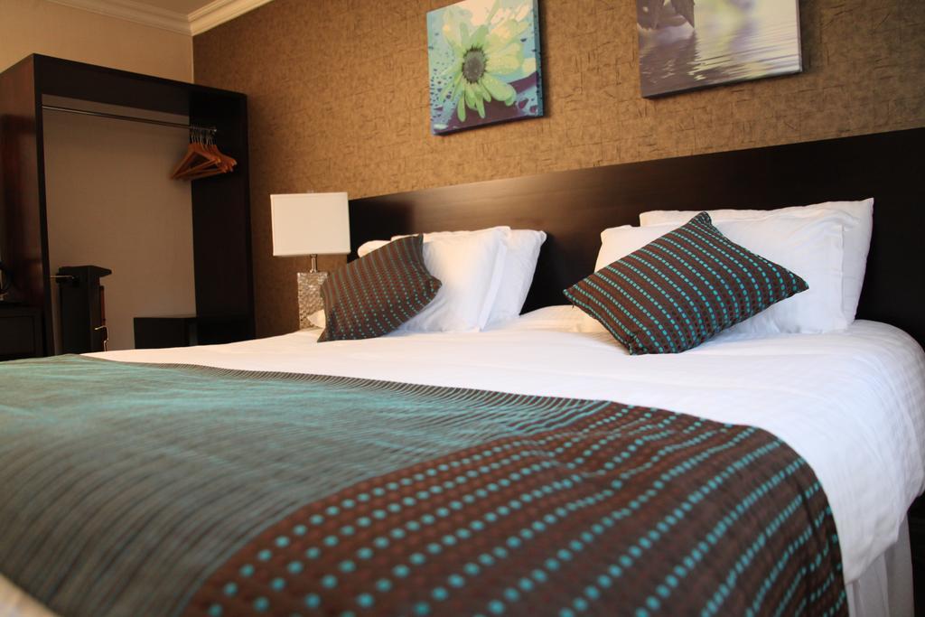 Greenvale Hotel Кукстаун Экстерьер фото